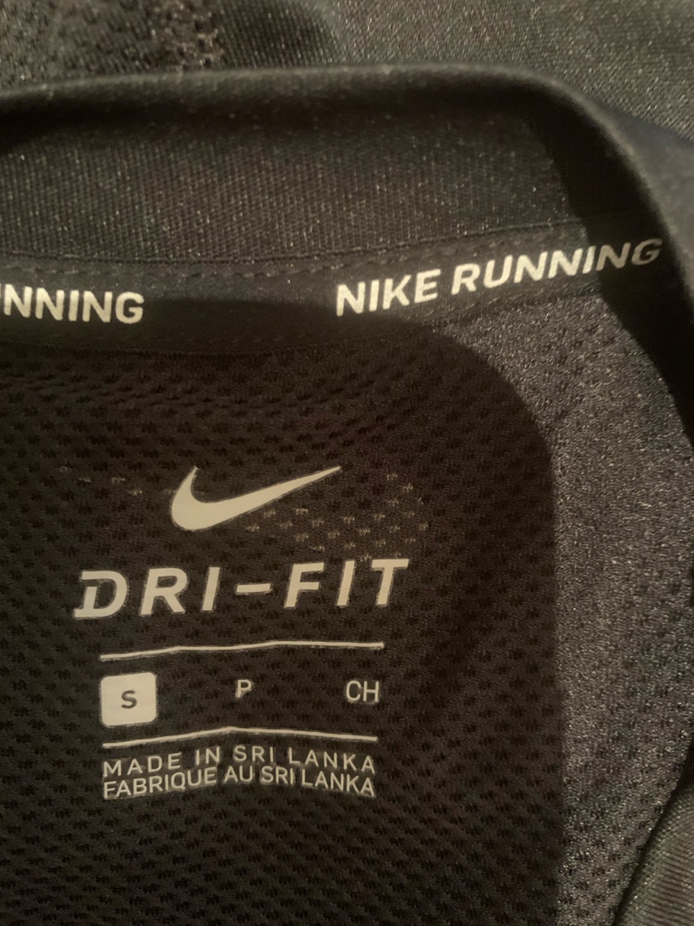 🔥SALE🔥NIKE🩷DRI-FIT MILLER WICK AWAY RUNNING TOP. EXCELLENT CONDITION! - Picture 6 of 9